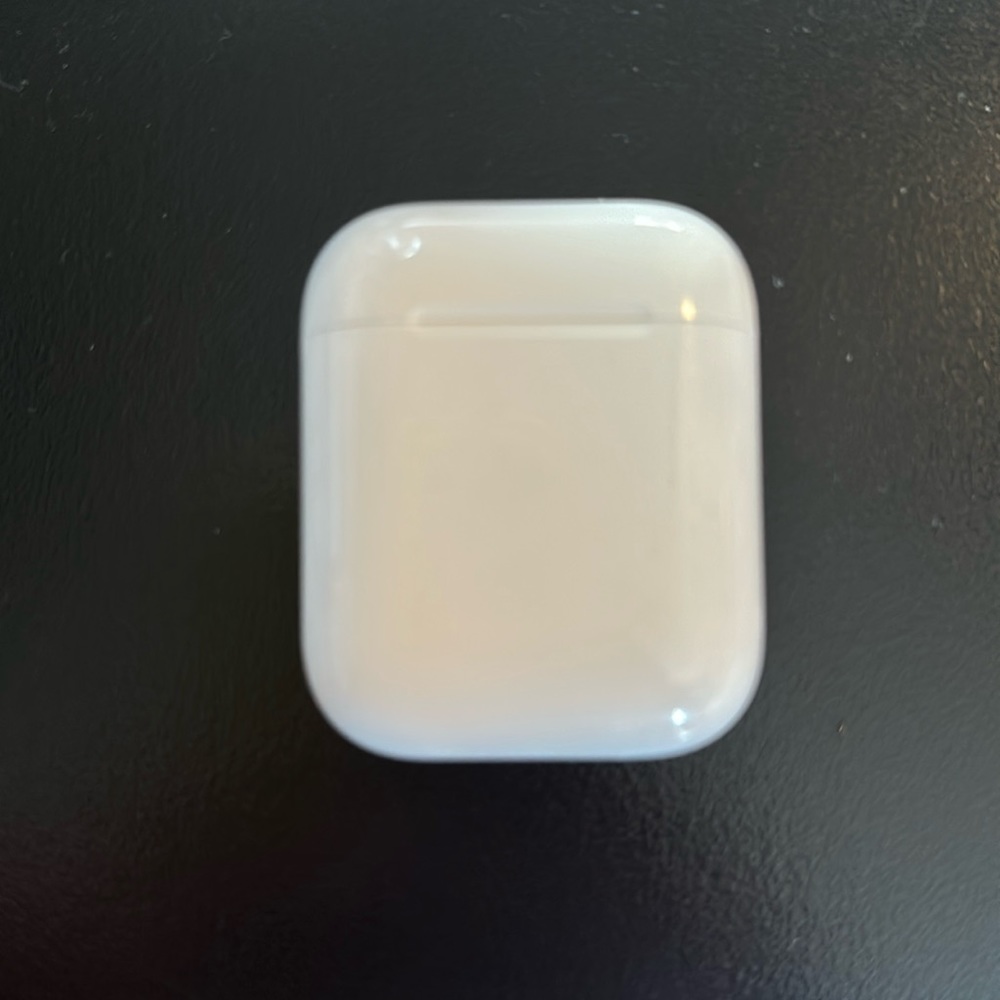 Apple 2nd generation ear phones